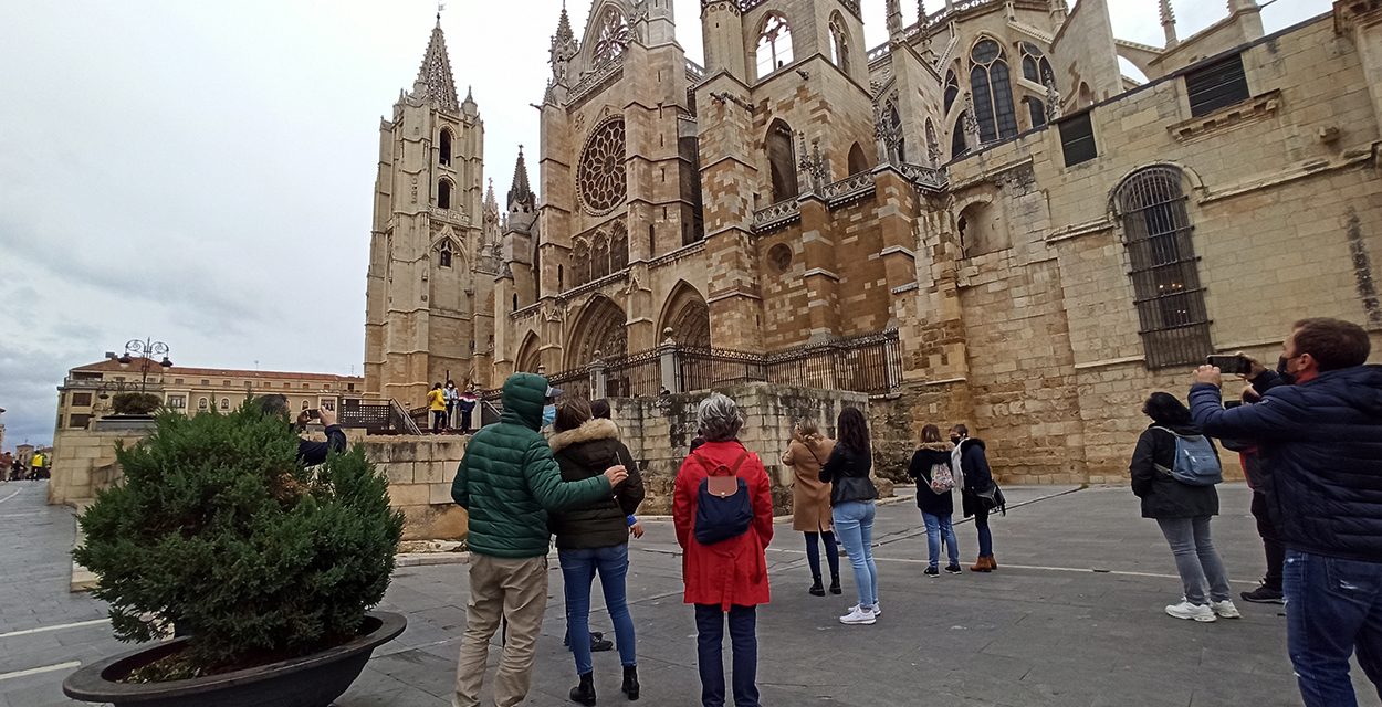 https://vguiadas2.indipro.es/wp-content/uploads/2022/01/Catedral-2-x-1250-1250x640.jpg